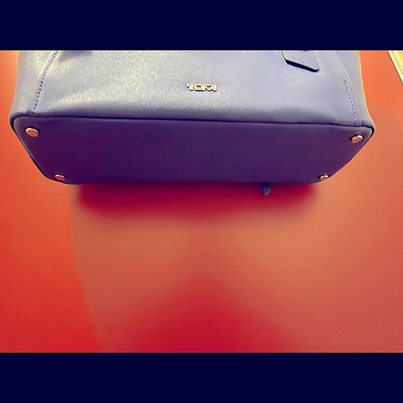 Tumi VAREK handbag in royal blue. - Picture 6 of 8